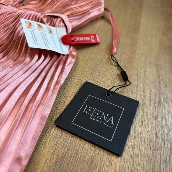 Ieena MacDuggal 49030 Gown Size 4 Pleated Plunge Neck‎ Rose Gold - Picture 9 of 16